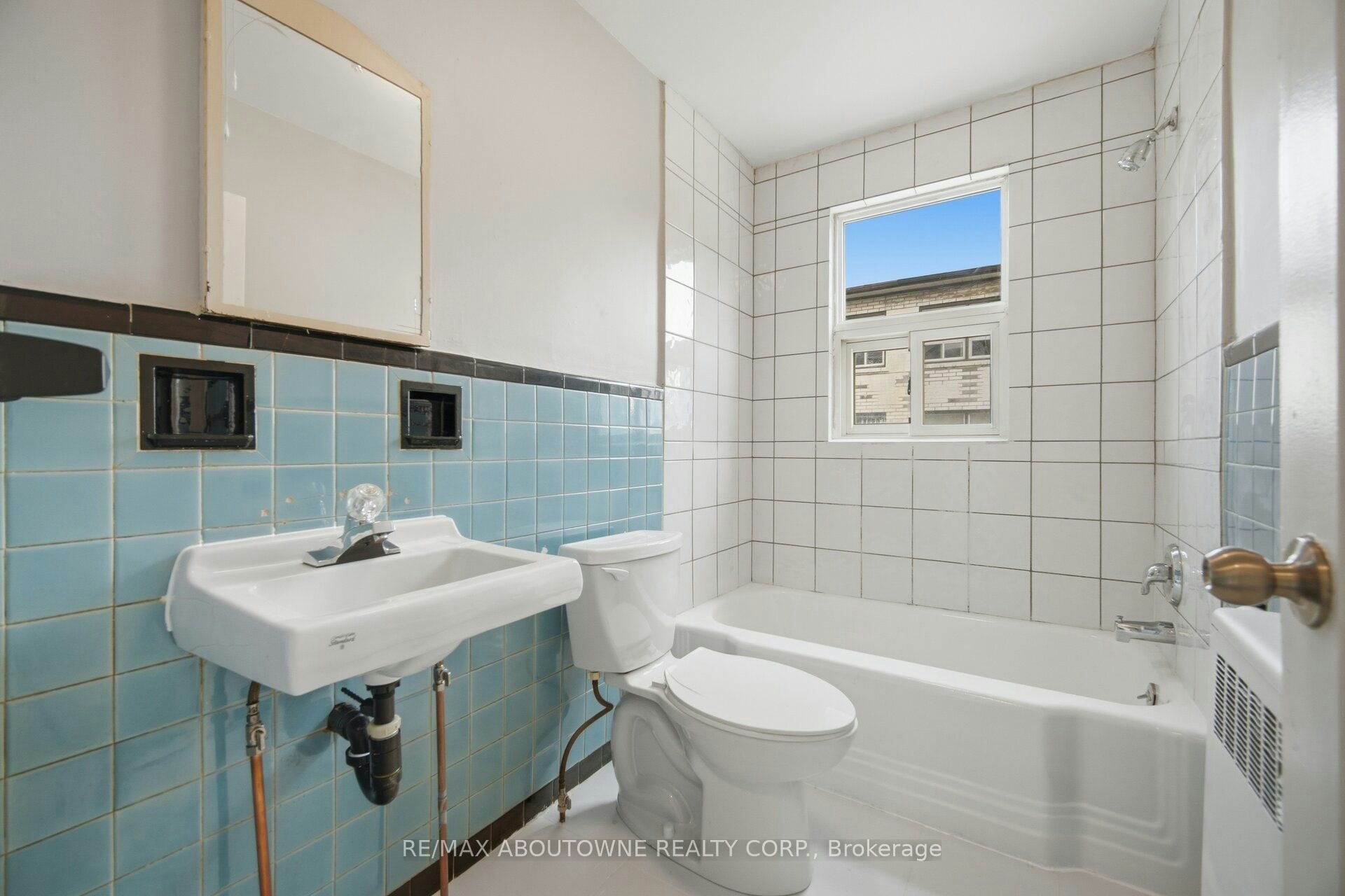 1-1037 Churchill Avenue, Oakville, ON, L6H 2A7 - 22