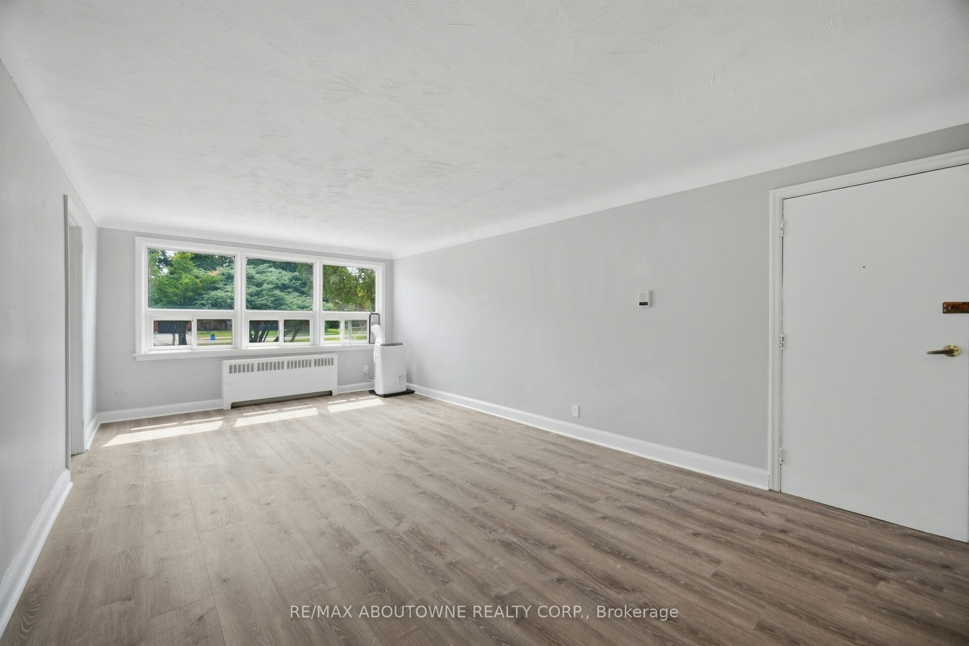 1-1037 Churchill Avenue, Oakville, ON, L6H 2A7 - 9