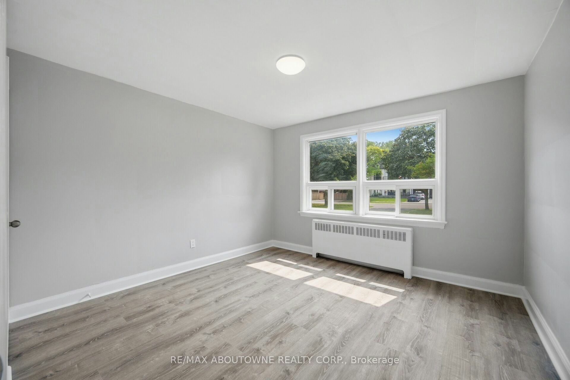 1-1037 Churchill Avenue, Oakville, ON, L6H 2A7 - 17