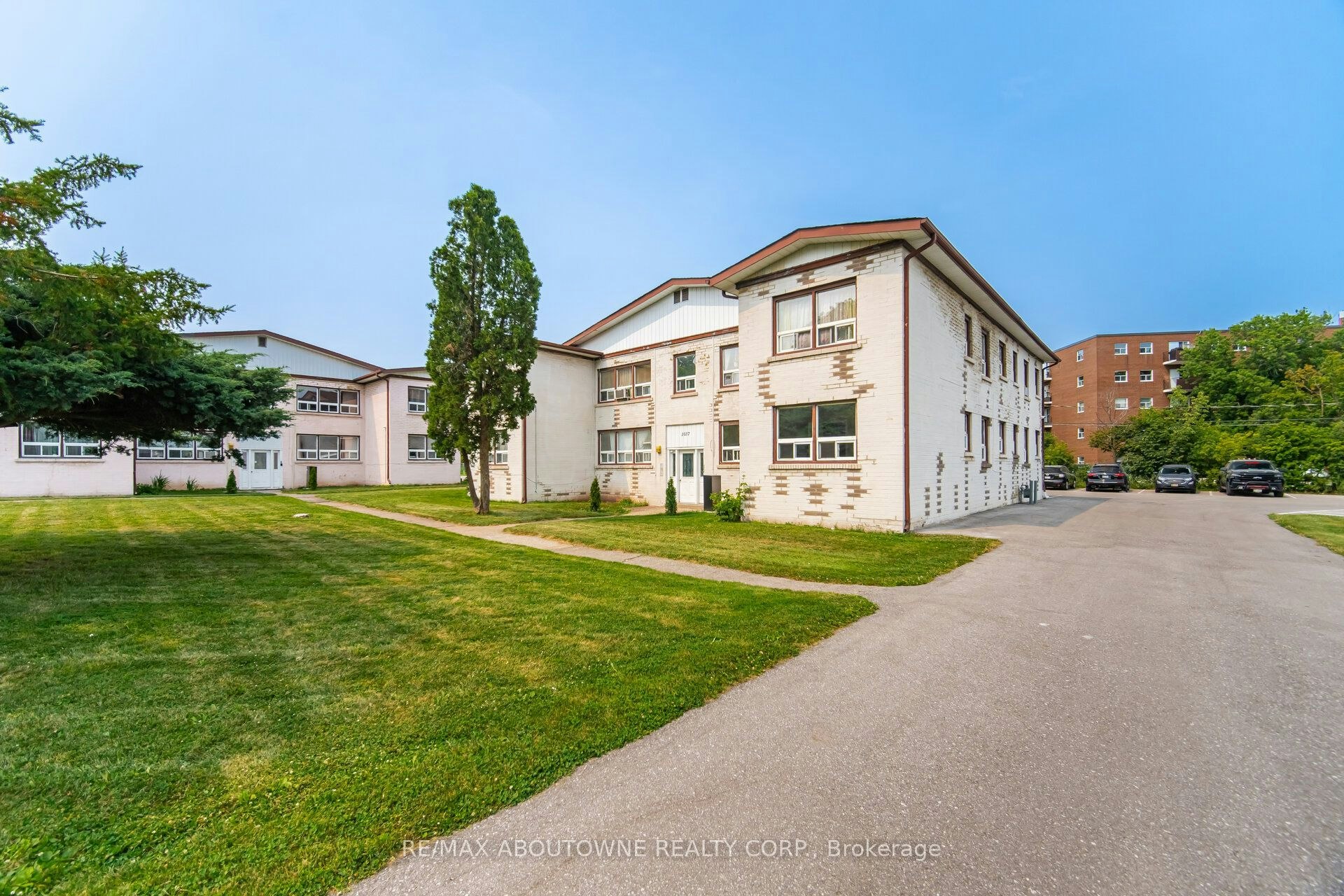 1-1037 Churchill Avenue, Oakville, ON, L6H 2A7 - 25