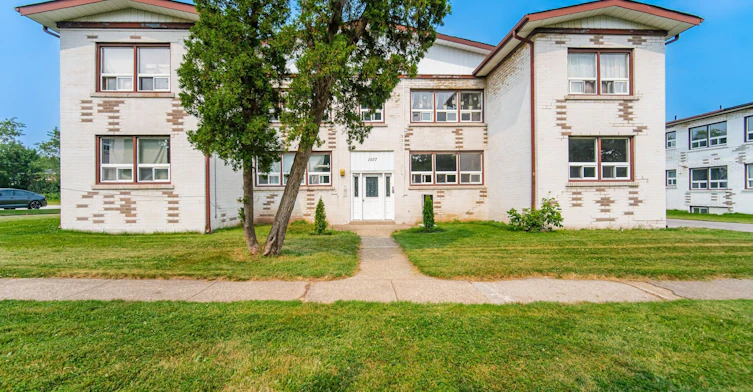 1-1037 Churchill Avenue, Oakville, ON, L6H 2A7