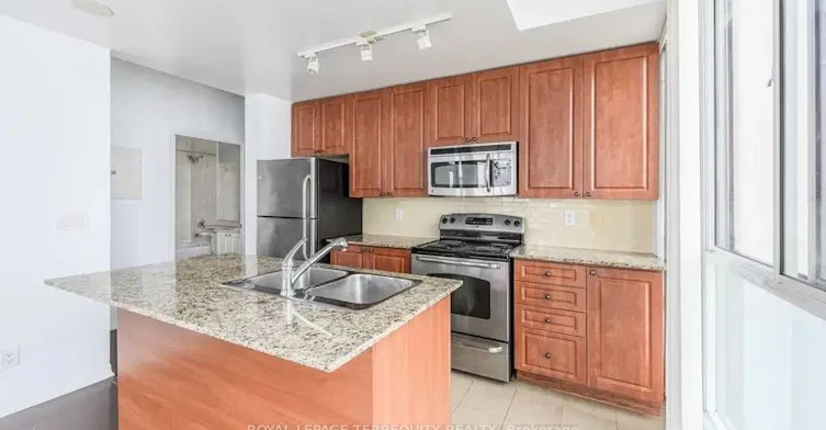 1505-225 Webb Drive, Mississauga, ON, L5B 4P2 - 4