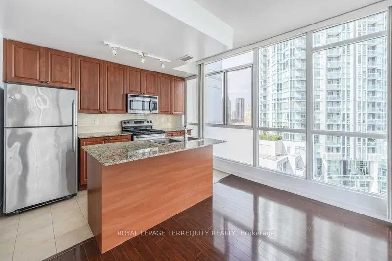 1505-225 Webb Drive, Mississauga, ON, L5B 4P2 - 2