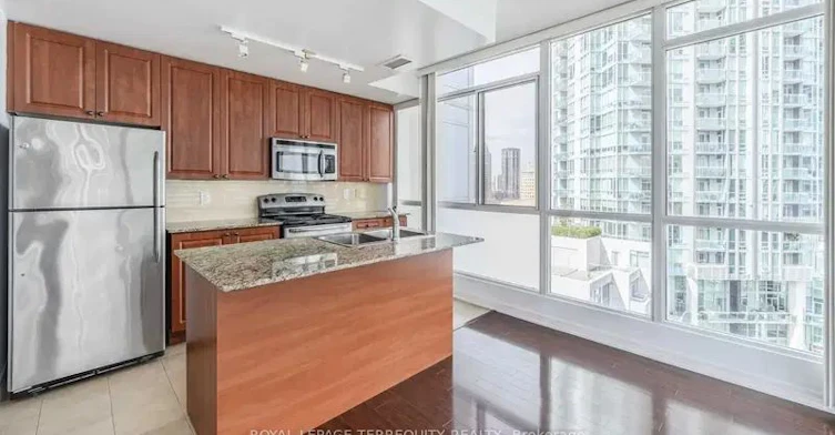 1505-225 Webb Drive, Mississauga, ON, L5B 4P2 - 2