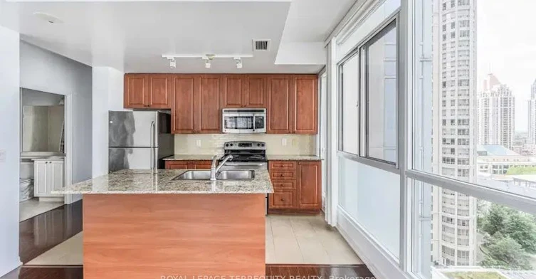 1505-225 Webb Drive, Mississauga, ON, L5B 4P2 - 3