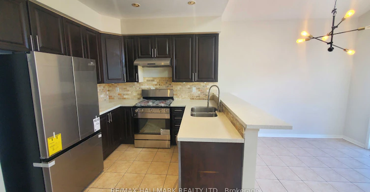 4930 Southampton Drive, Mississauga, ON, L5M 7P9 - 5
