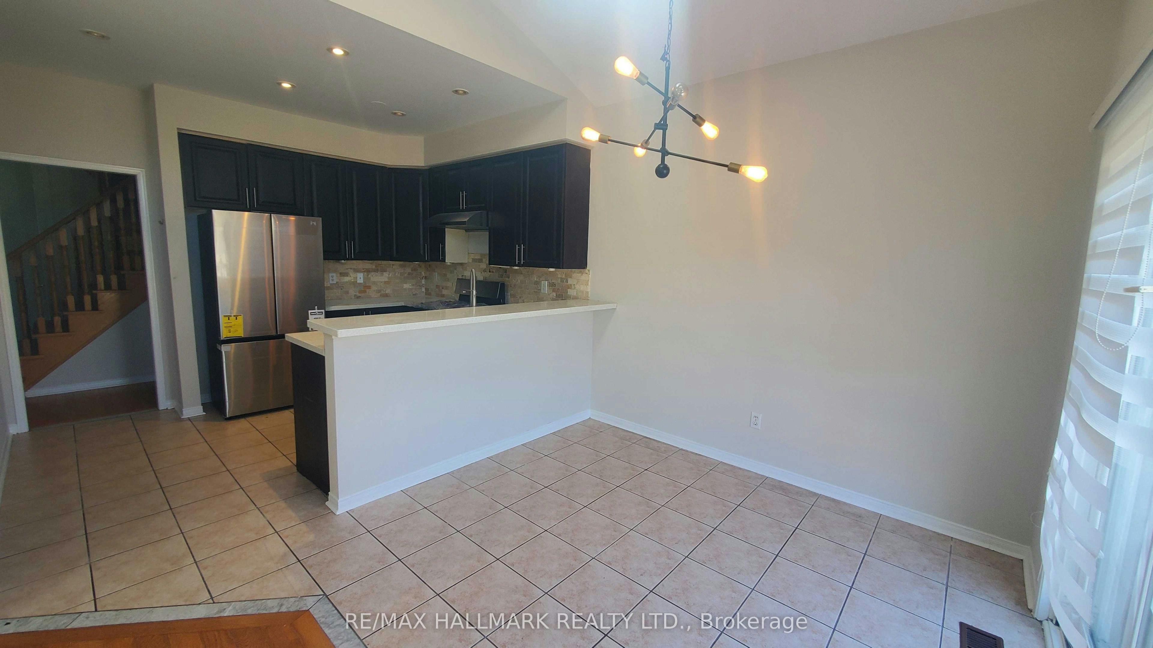 4930 Southampton Drive, Mississauga, ON, L5M 7P9 - 6