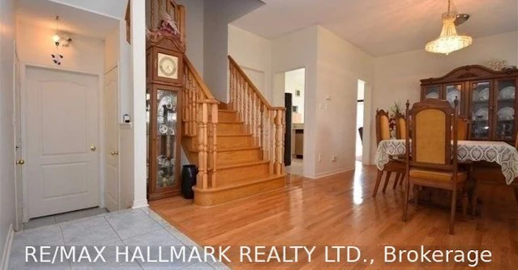 4930 Southampton Drive, Mississauga, ON, L5M 7P9 - 2