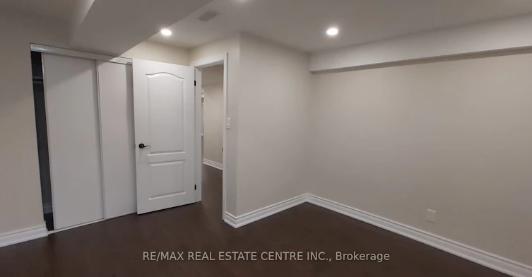Bsmt-5926 Sidmouth Street, Mississauga, ON, L5V 2Z3 - 8