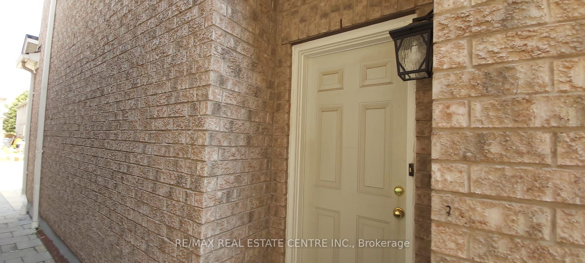 Bsmt-5926 Sidmouth Street, Mississauga, ON, L5V 2Z3 - 2