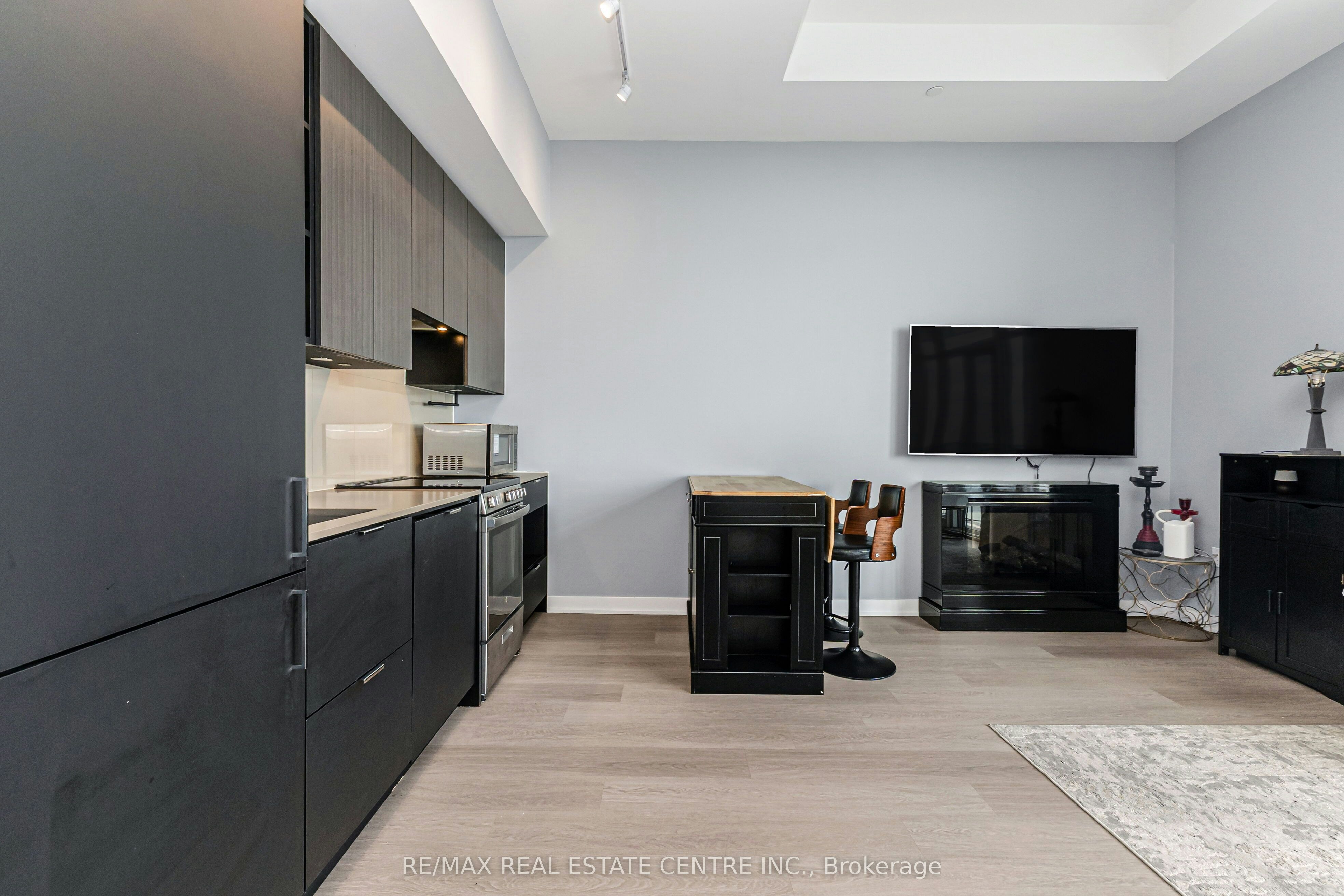 6004-3883 Quartz Road, Mississauga, ON, L5B 0M4 - 11
