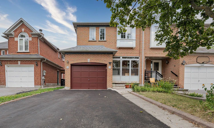 162 Bighorn Crescent