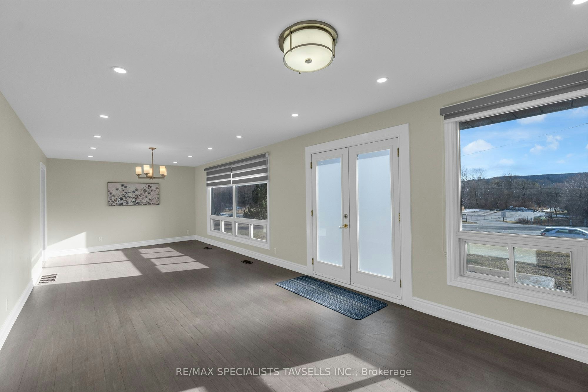 16045 Hurontario Street, Caledon, ON, L7C 2E5