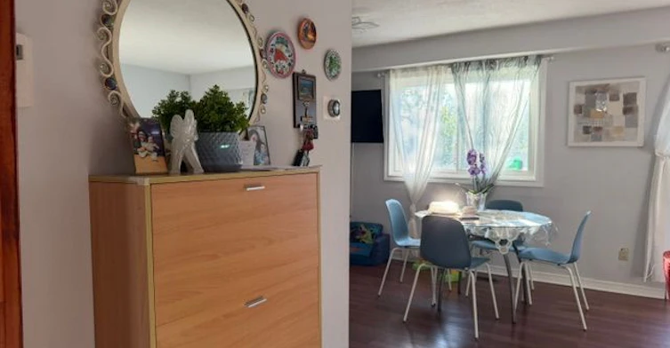 10 Juliana Square, Brampton, ON, L6S 2L4 - 3