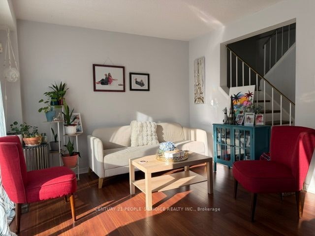10 Juliana Square, Brampton, ON, L6S 2L4 - 6