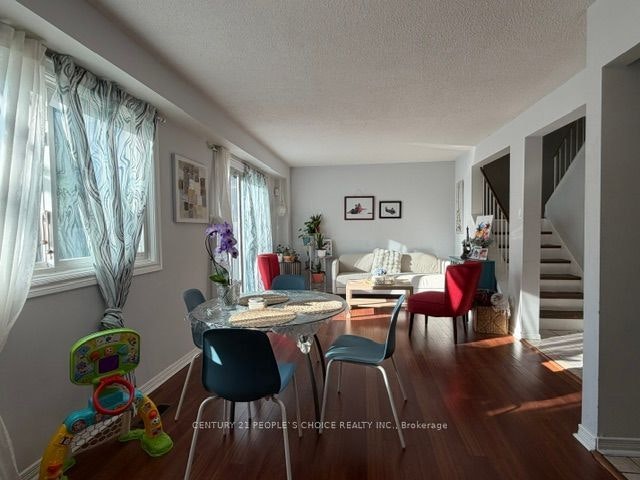 10 Juliana Square, Brampton, ON, L6S 2L4 - 7
