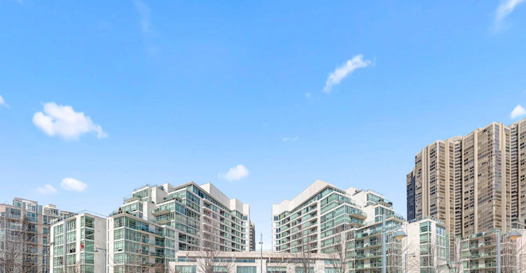 1013-5 Marine Parade Drive, Toronto, ON, M8V 4B4 - 2