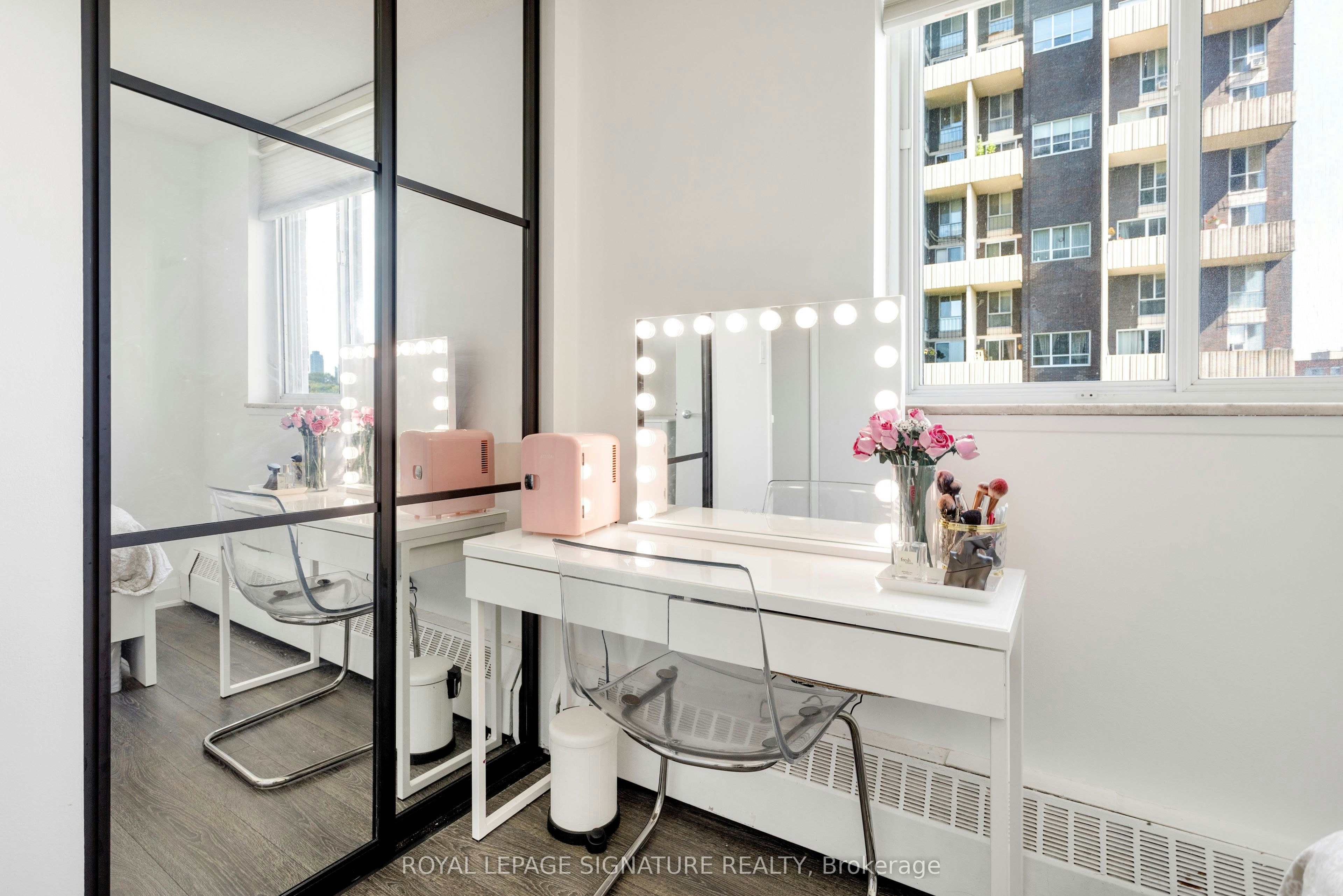 302-35 Ormskirk Avenue, Toronto, ON, M6S 1B2 - 31