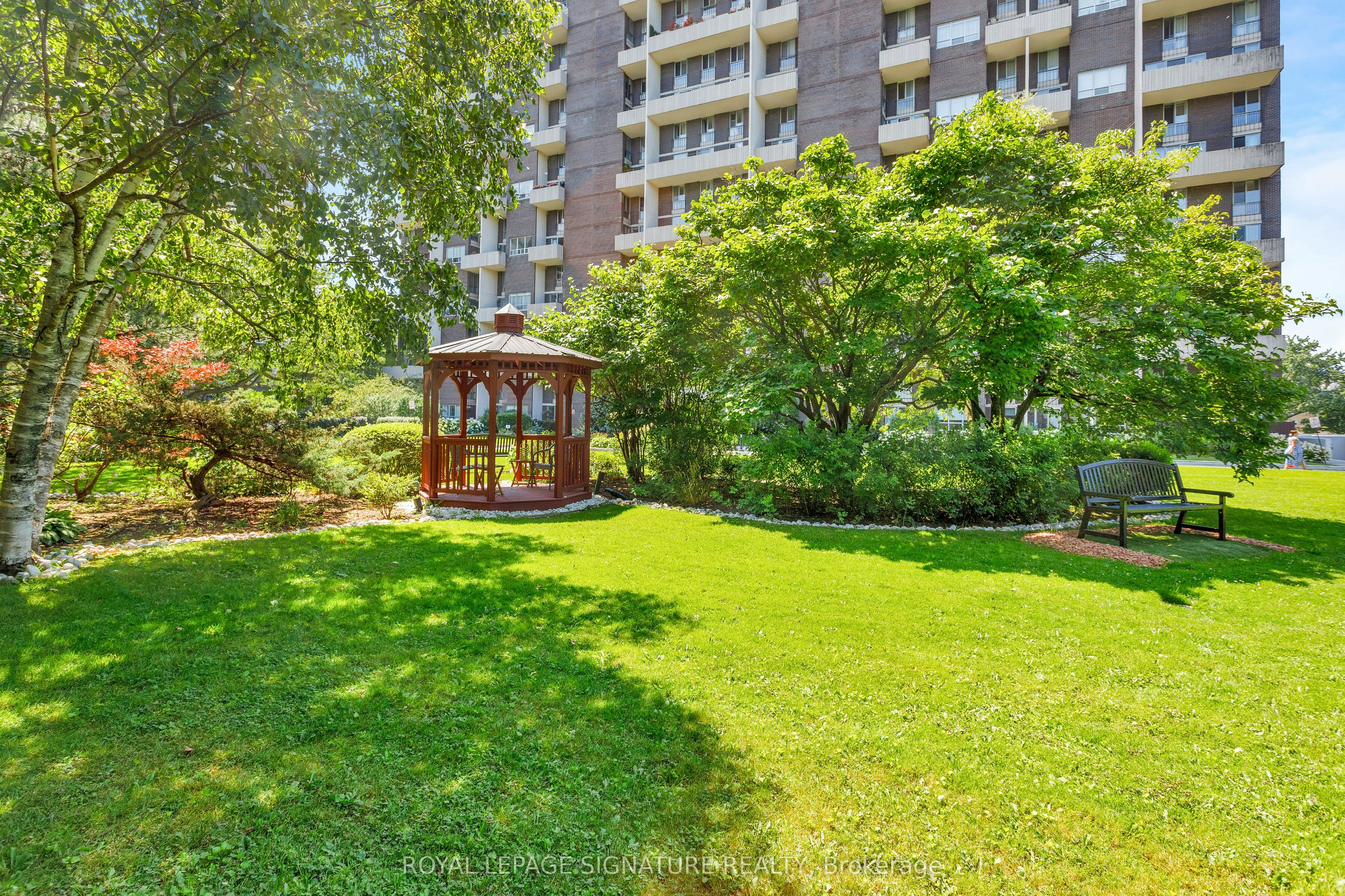302-35 Ormskirk Avenue, Toronto, ON, M6S 1B2 - 44