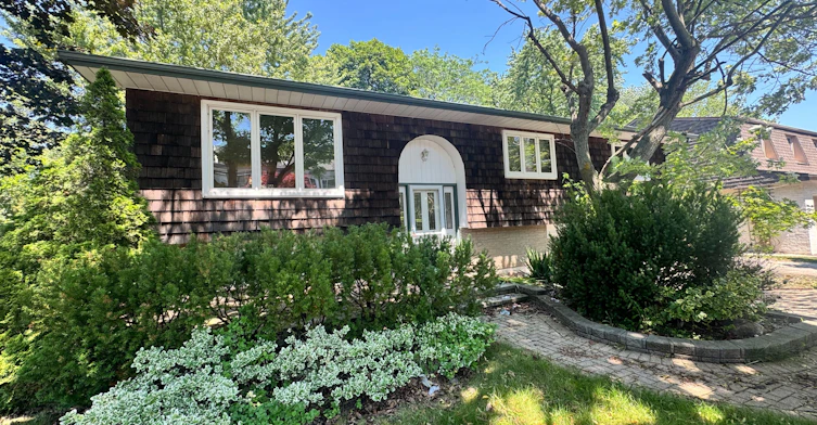 2063 Waters Edge Drive, Oakville, ON, L6L 1A3 - 2