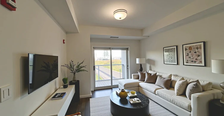 609-200 Lagerfield Drive, Brampton, ON, L7A 5G5 - 4
