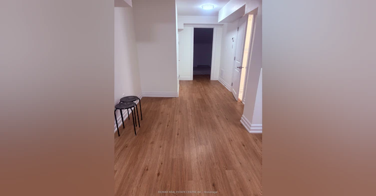 4 Continental Road W, Brampton, ON, L7A 2H5 - 5