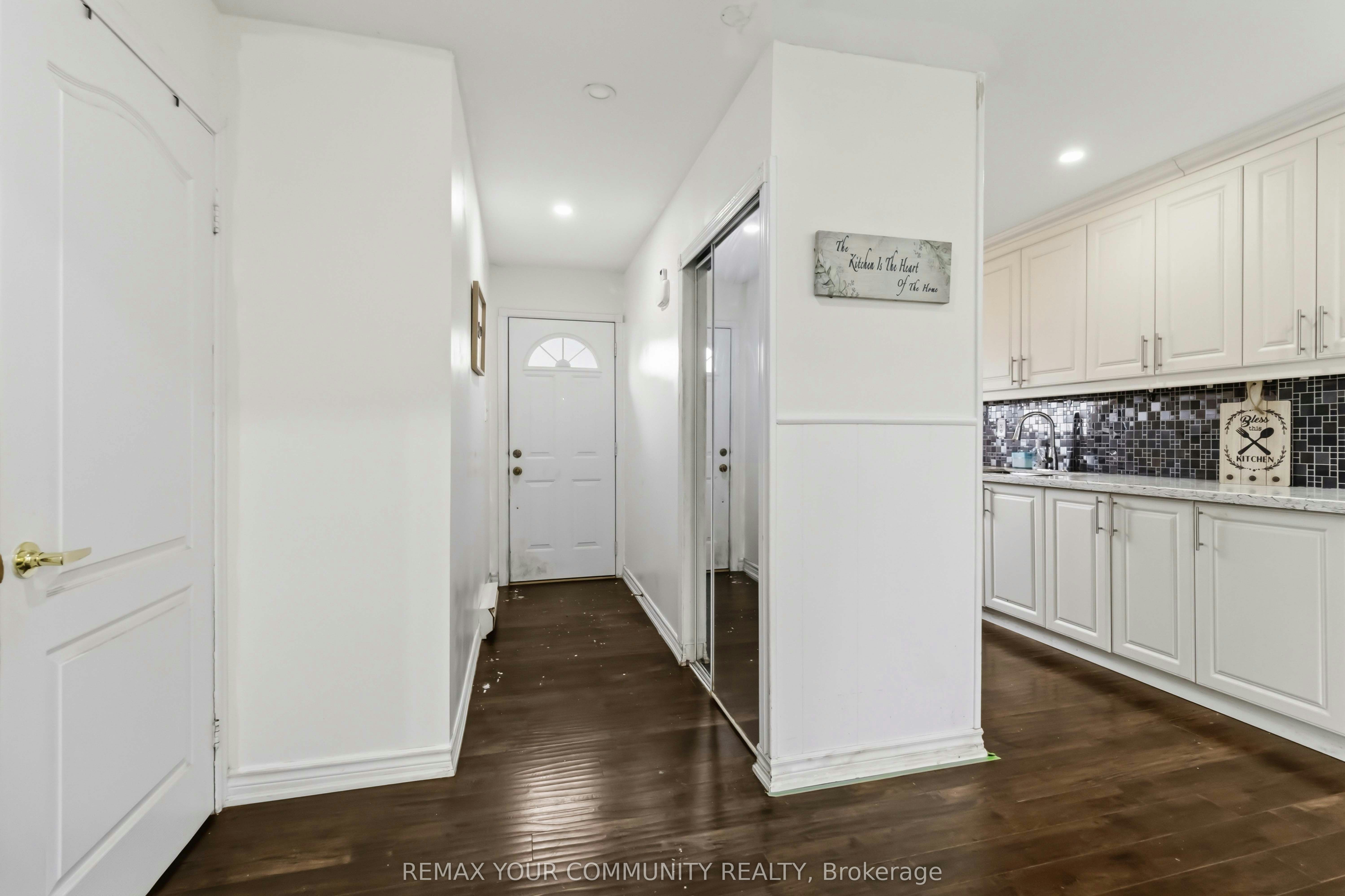 11 Grantbrook Court, Brampton, ON, L6S 2K8