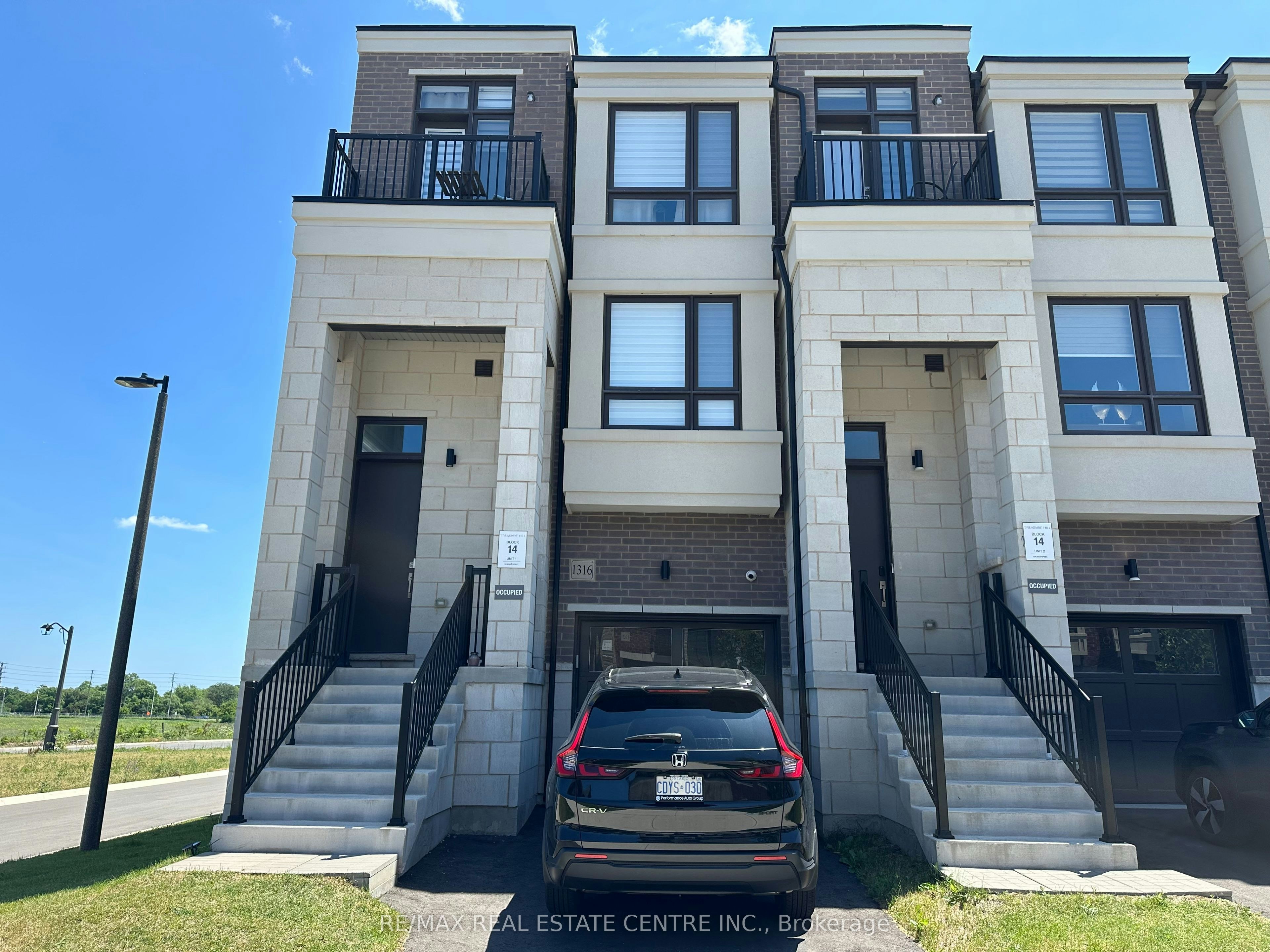 1316 Kaniv Street, Oakville, ON, L6M 5R3