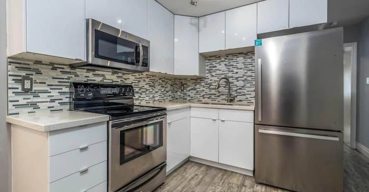 225 Wallace Avenue, Toronto, ON, M6H 1V5 - 7