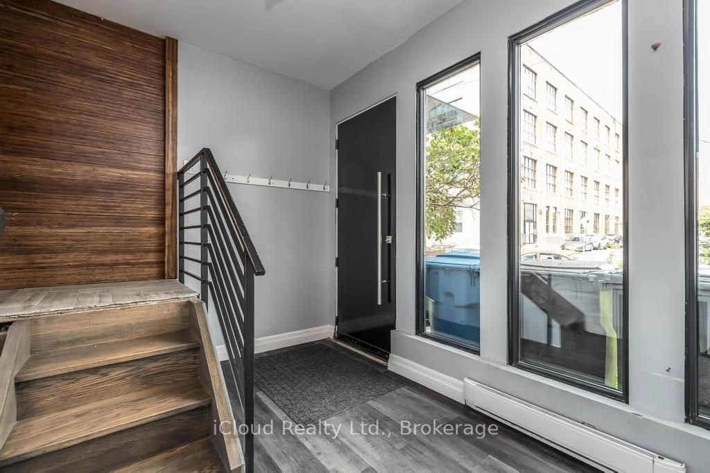 225 Wallace Avenue, Toronto, ON, M6H 1V5 - 2
