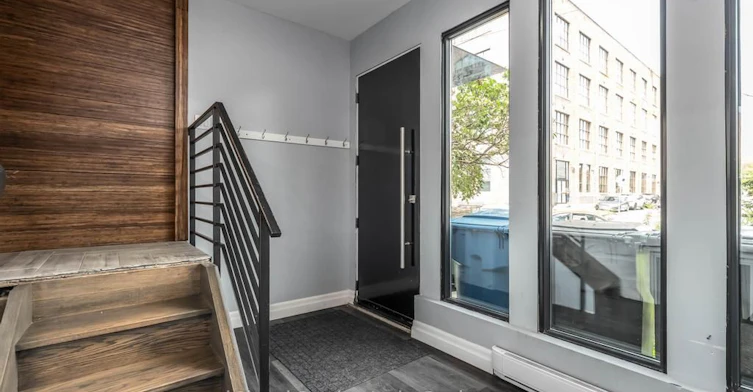 225 Wallace Avenue, Toronto, ON, M6H 1V5 - 2