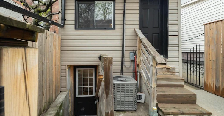 225 Wallace Avenue, Toronto, ON, M6H 1V5 - 16