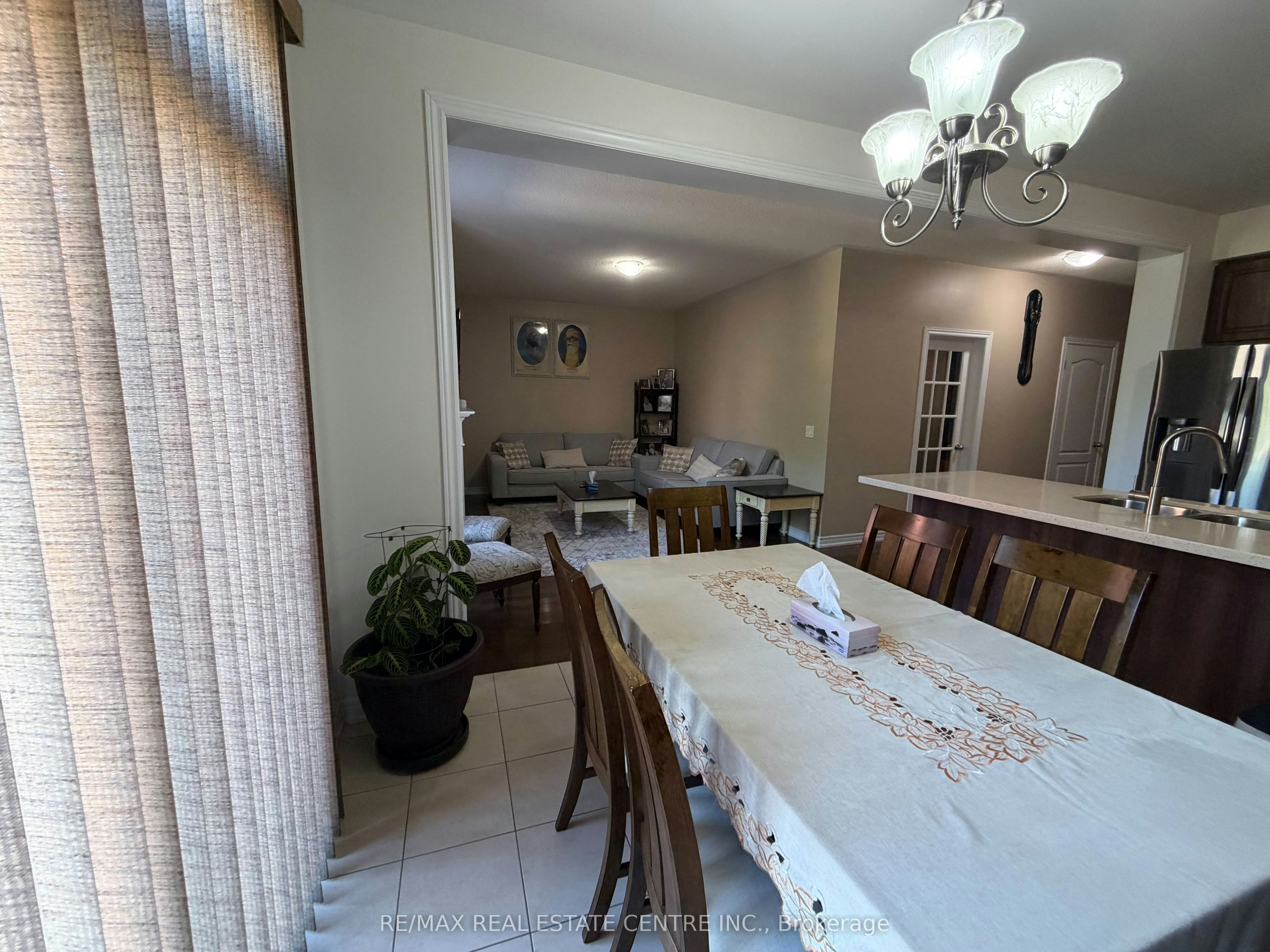 14 Twistleton Street, Caledon, ON, L7C 3V6 - 8