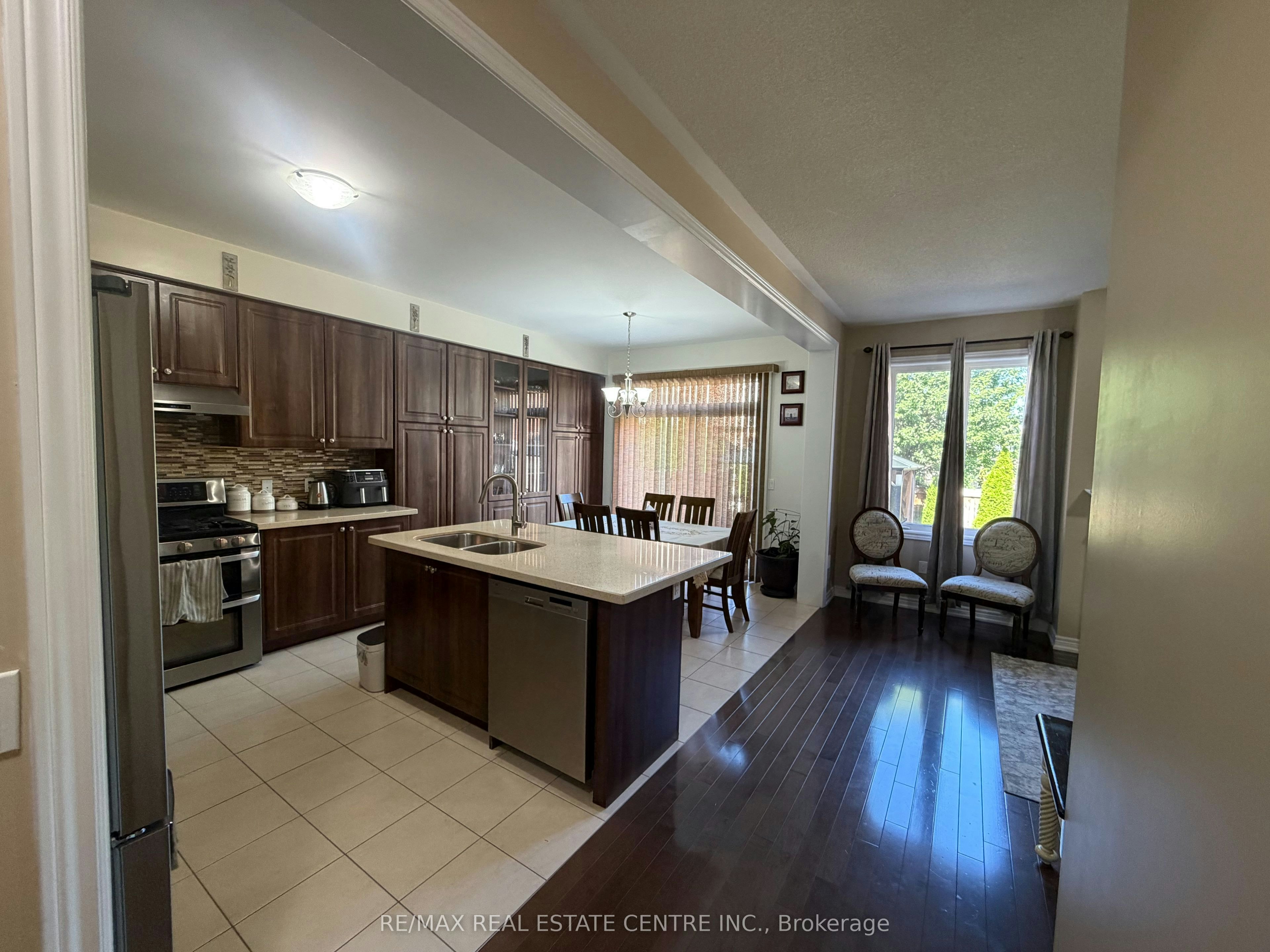 14 Twistleton Street, Caledon, ON, L7C 3V6 - 6