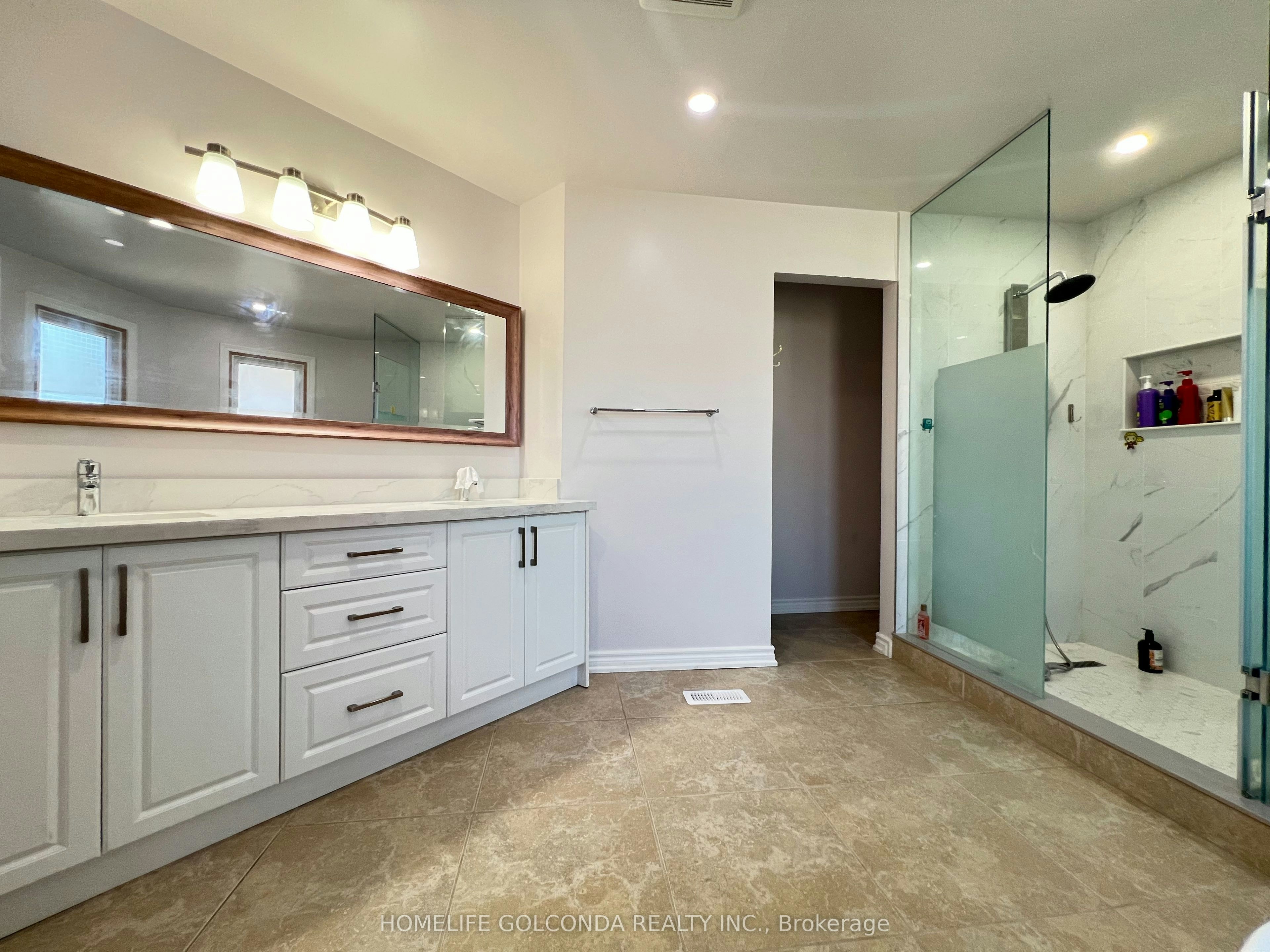 Upper-5404 Heritage Hills Boulevard, Mississauga, ON, L5R 2J4 - 11