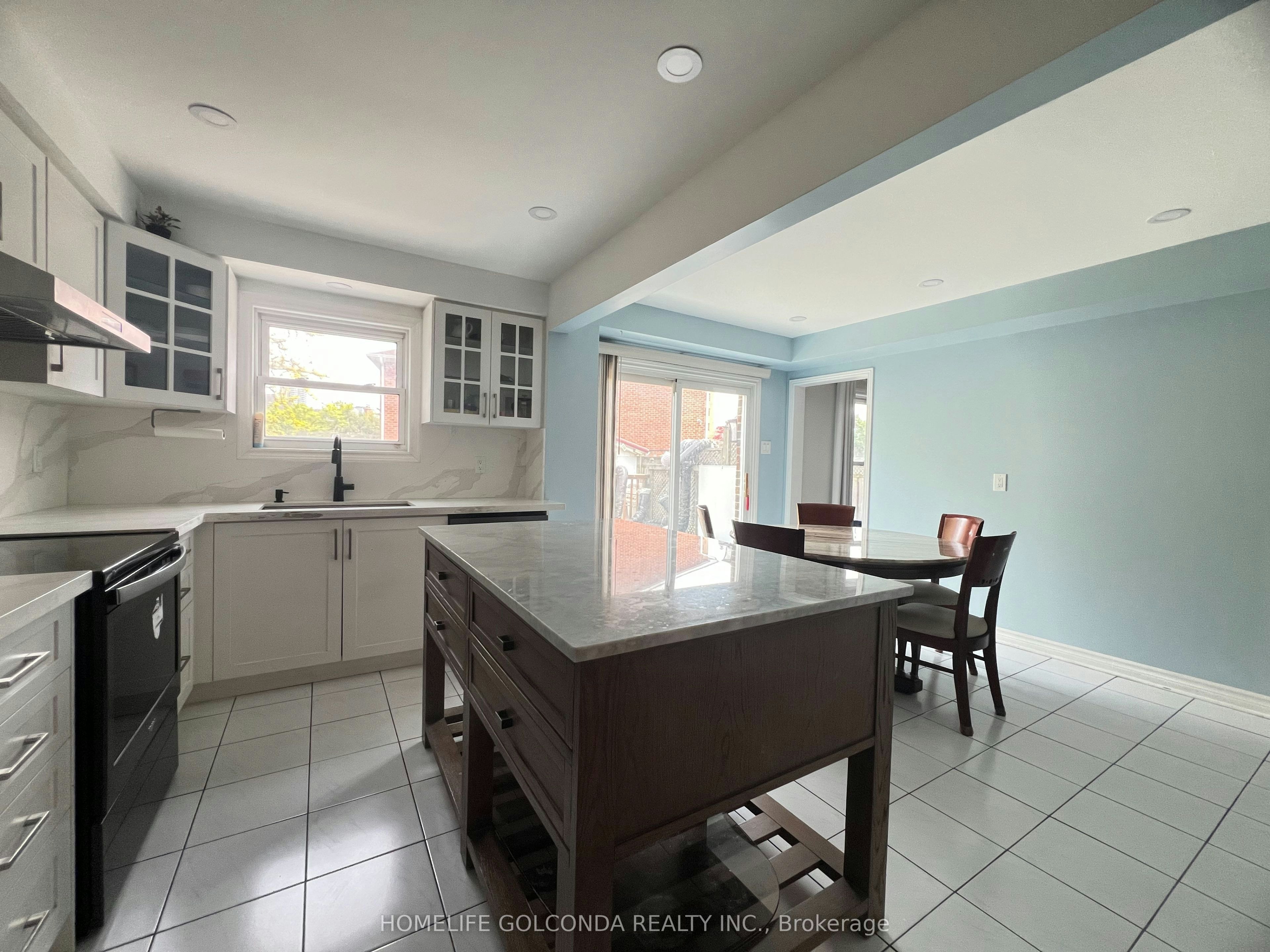 Upper-5404 Heritage Hills Boulevard, Mississauga, ON, L5R 2J4 - 6