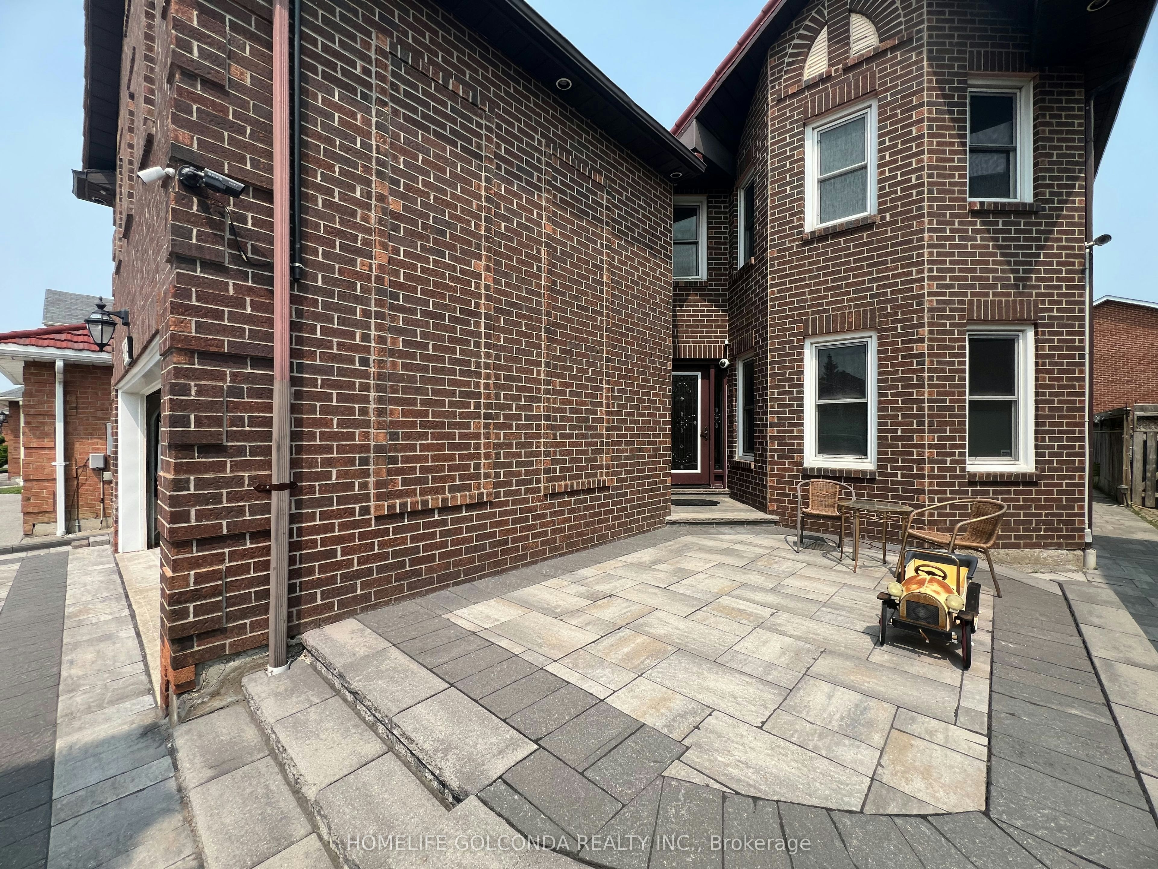 Upper-5404 Heritage Hills Boulevard, Mississauga, ON, L5R 2J4 - 2