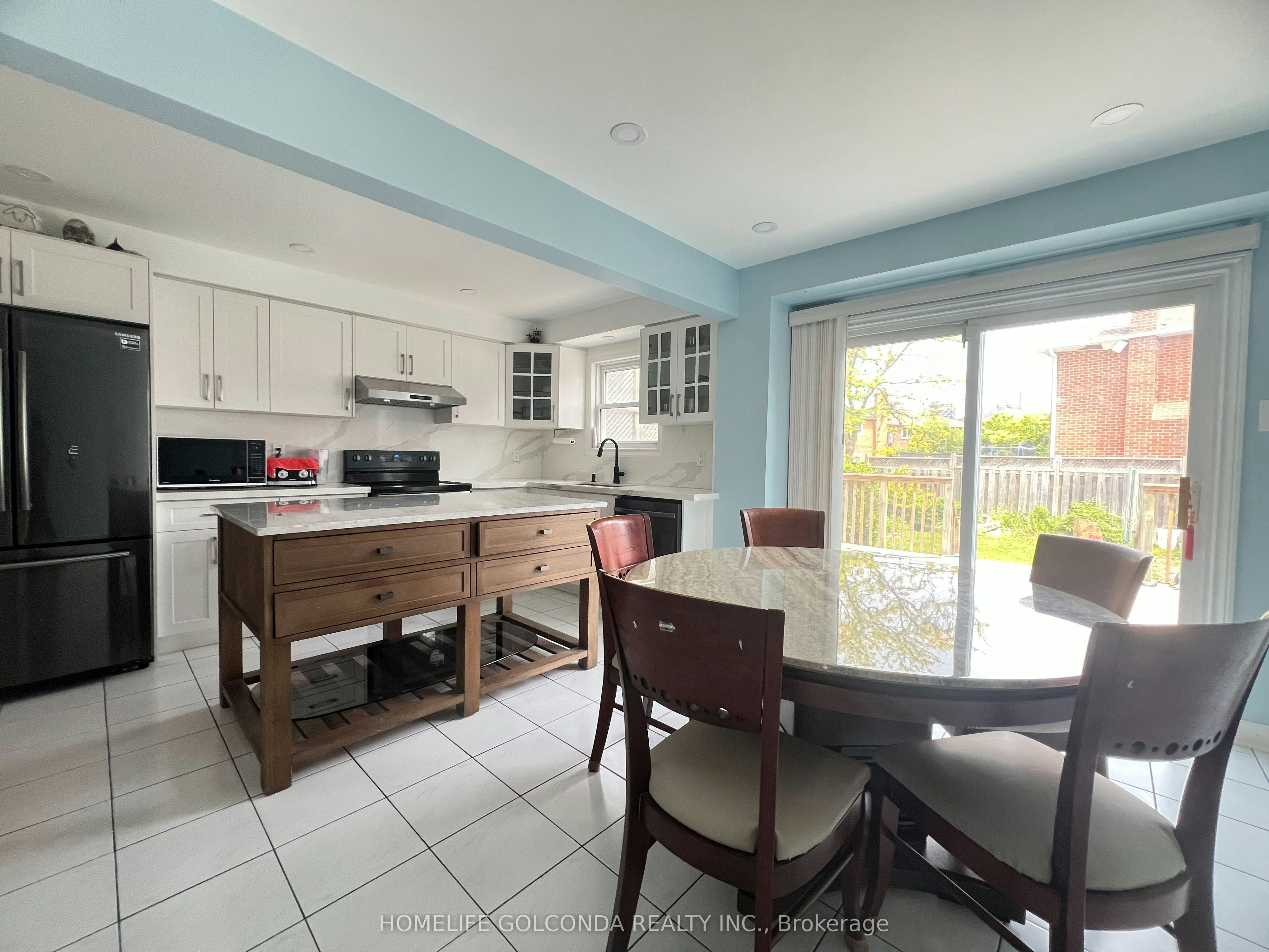 Upper-5404 Heritage Hills Boulevard, Mississauga, ON, L5R 2J4 - 3