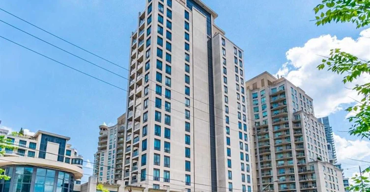 207-2087 Lake Shore Boulevard W, Toronto, ON, M8V 4G3 - 2