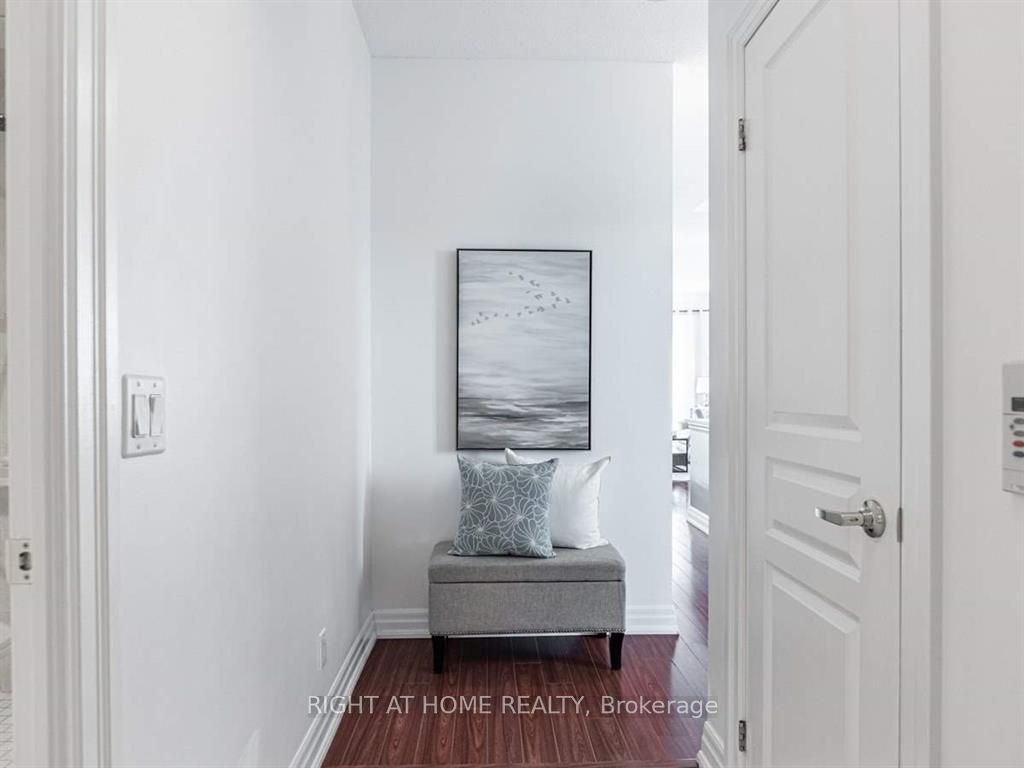 207-2087 Lake Shore Boulevard W, Toronto, ON, M8V 4G3 - 12