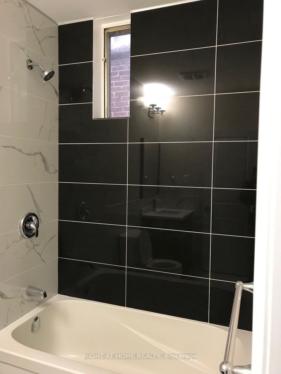 Main Floor Unit-83 Hallam Street, Toronto, ON, M6H 1W7 - 5