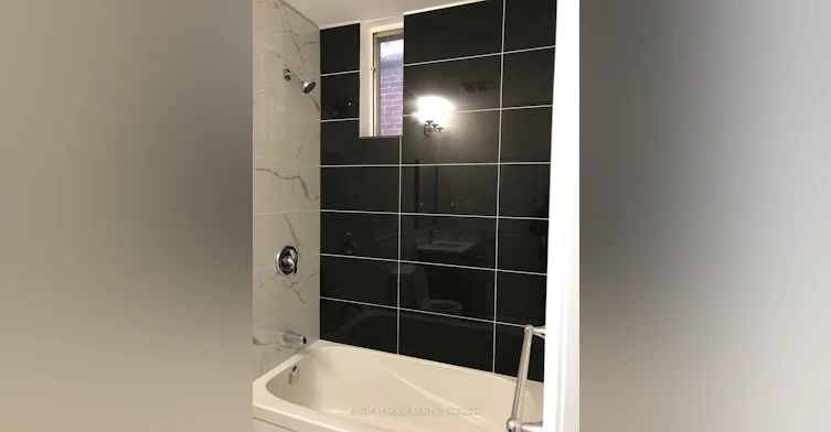 Main Floor Unit-83 Hallam Street, Toronto, ON, M6H 1W7 - 5