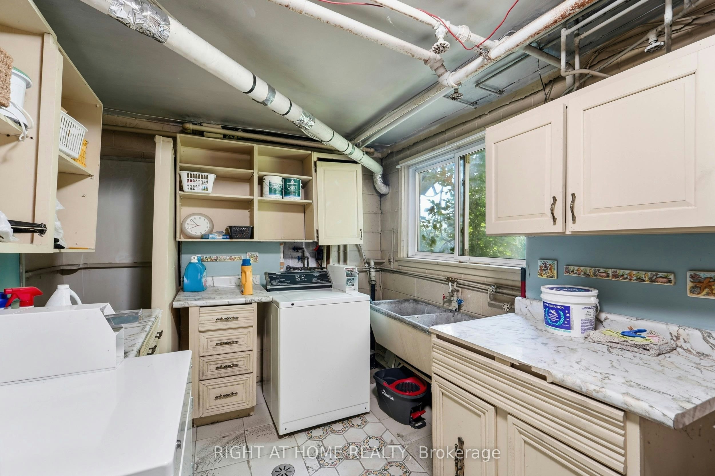 3 Carlis Place, Mississauga, ON, L5G 1A8 - 19