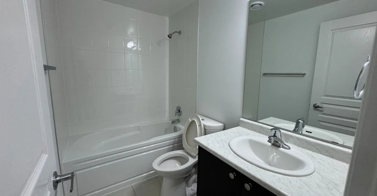 10-90 Eastwood Park Gardens, Toronto, ON, M8W 0B2 - 10