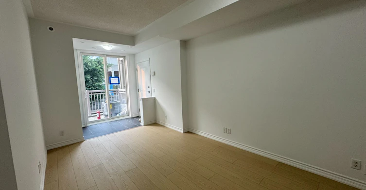 10-90 Eastwood Park Gardens, Toronto, ON, M8W 0B2 - 4