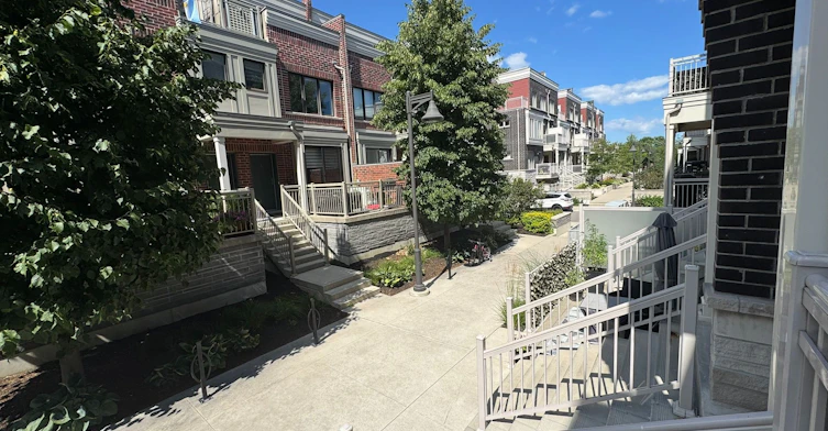 10-90 Eastwood Park Gardens, Toronto, ON, M8W 0B2 - 2