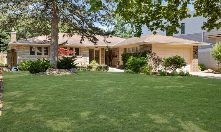 39 Grovetree Road