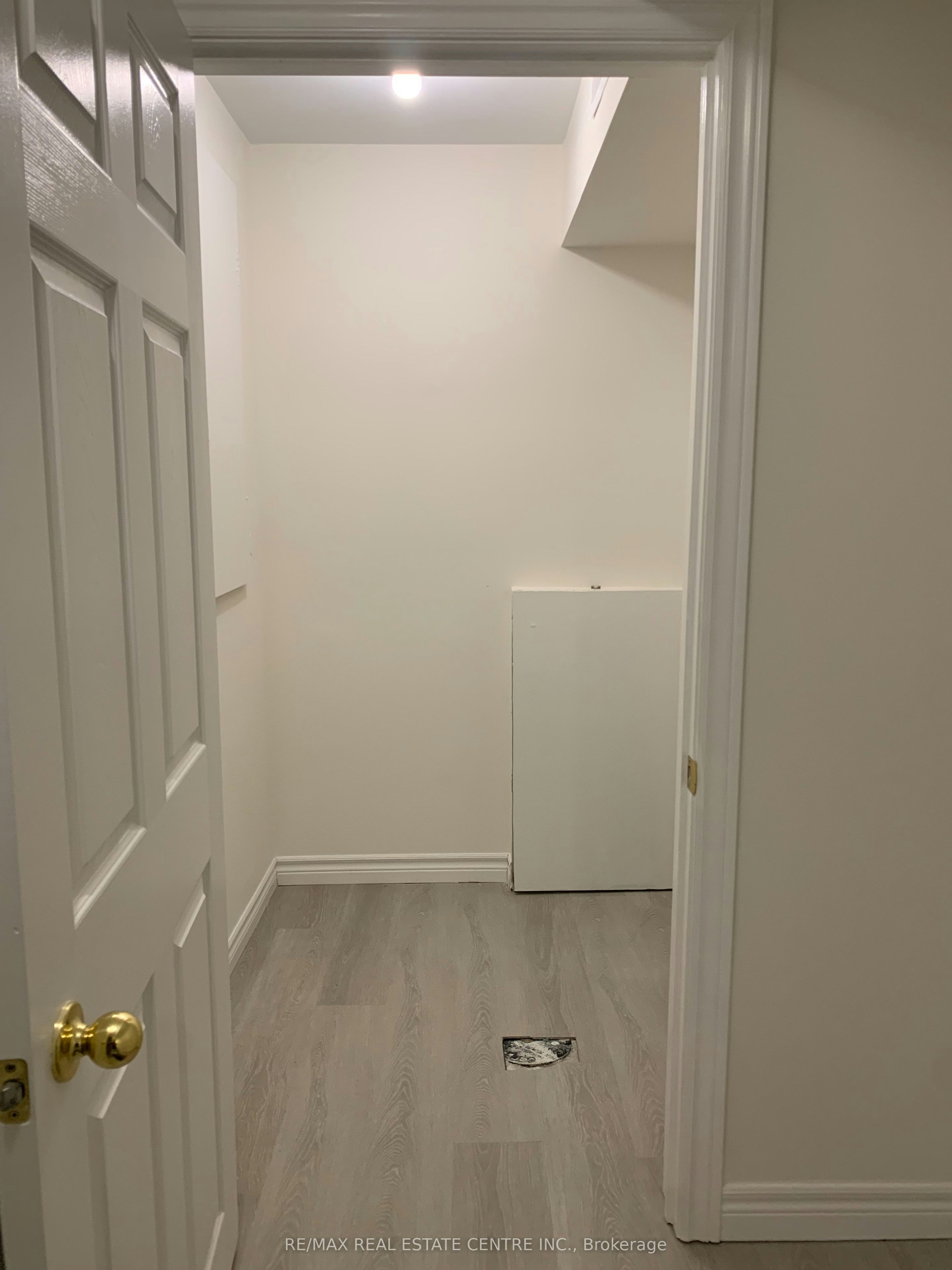 Lower-54 Victor Large Way, Orangeville, ON, L9W 0B6 - 16