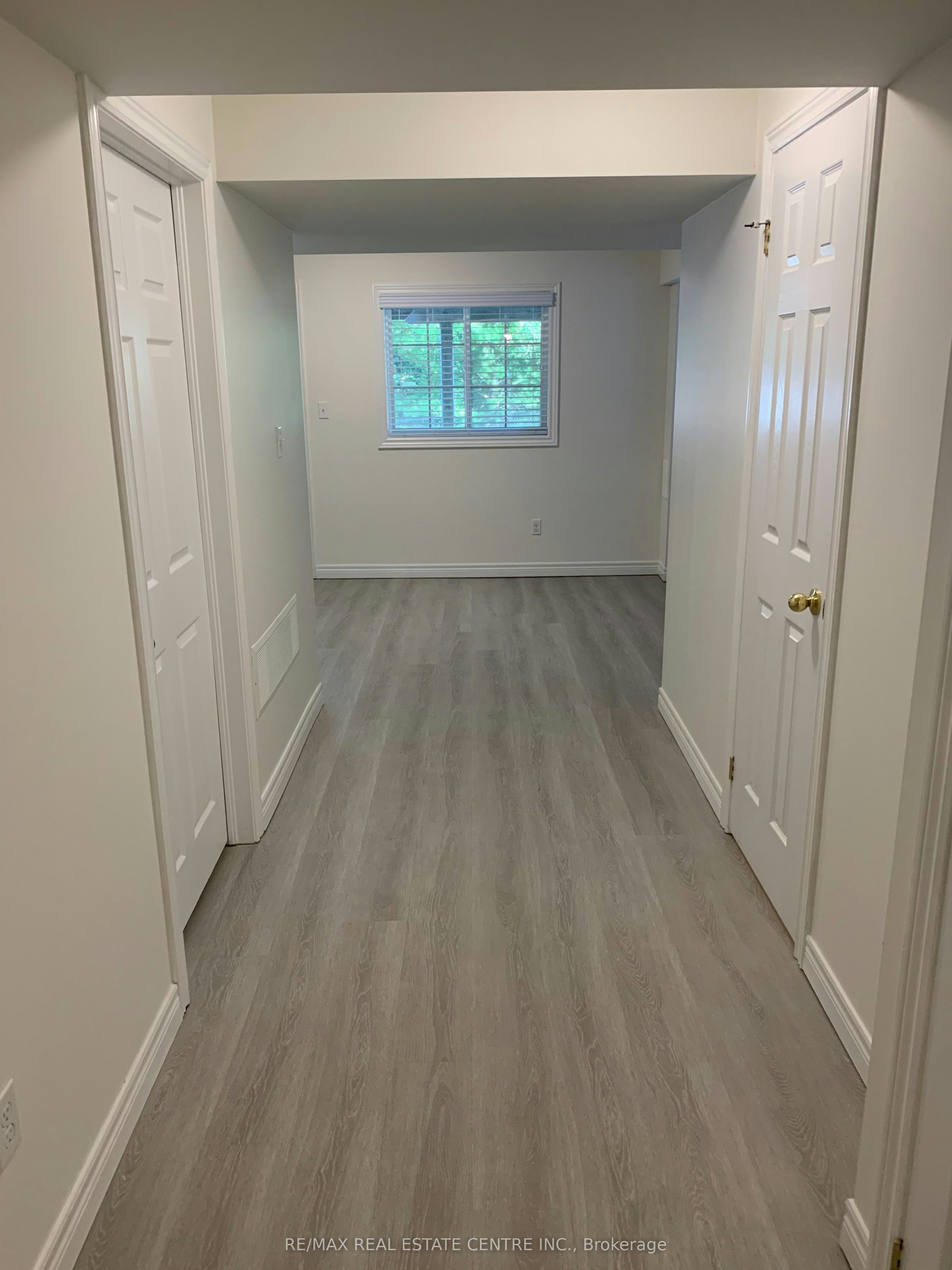 Lower-54 Victor Large Way, Orangeville, ON, L9W 0B6 - 4
