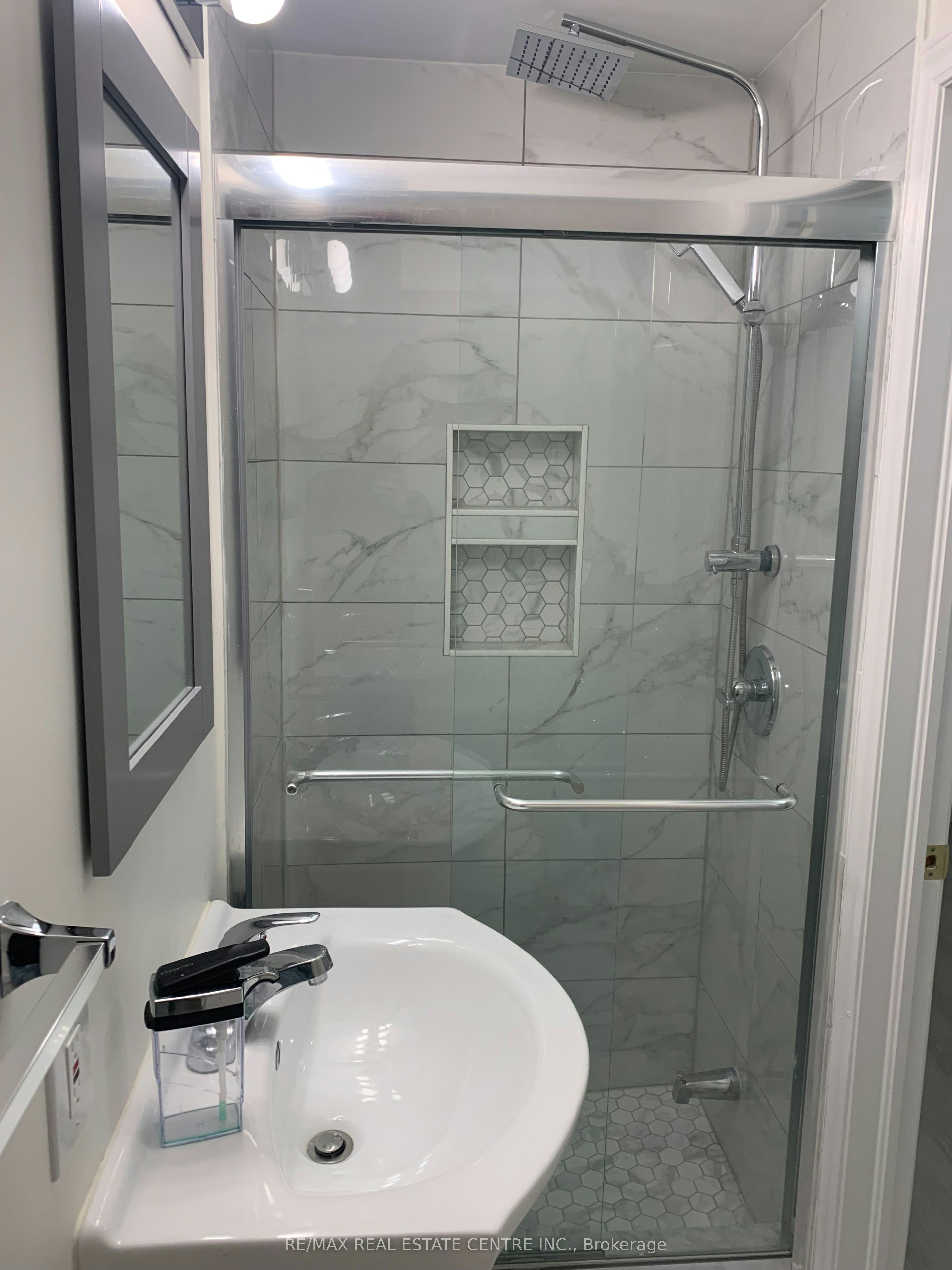 Lower-54 Victor Large Way, Orangeville, ON, L9W 0B6 - 11